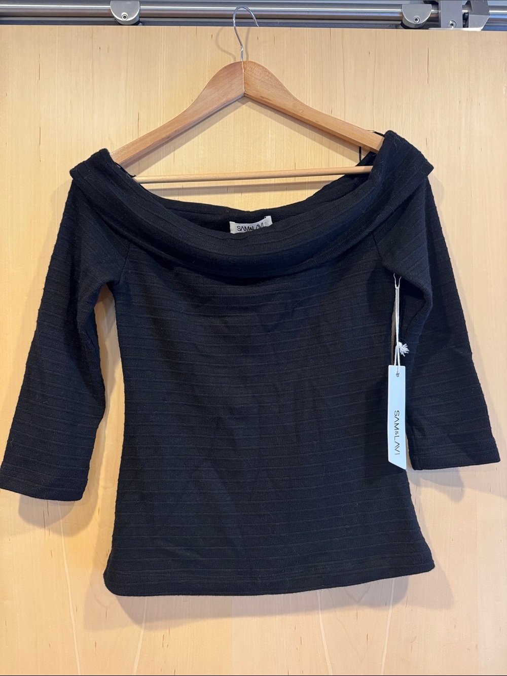 Sam & Lavi Black Off-the-Shoulder Ribbed Knit Top
